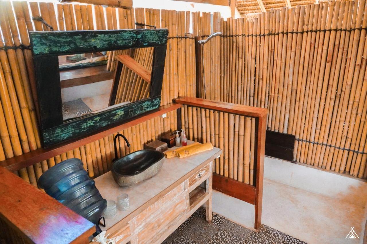 La Cocoteraie Ecolodge - Luxury Glamping Tents Gili Trawangan Exterior photo