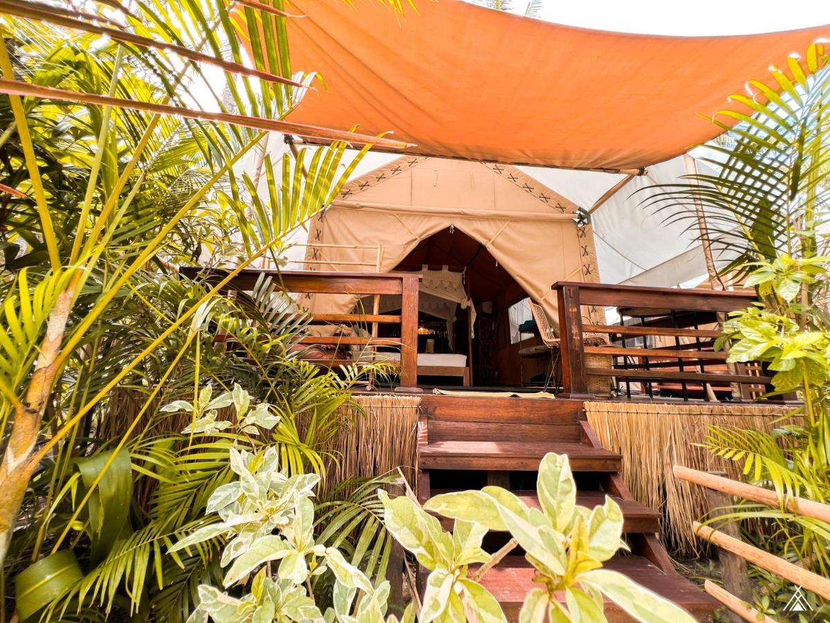 La Cocoteraie Ecolodge - Luxury Glamping Tents Gili Trawangan Exterior photo